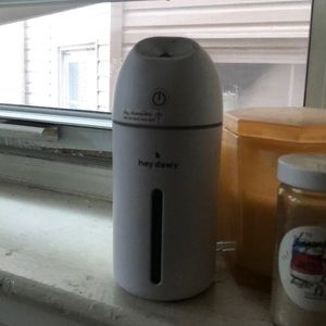 Hey Dewy mini humidifier